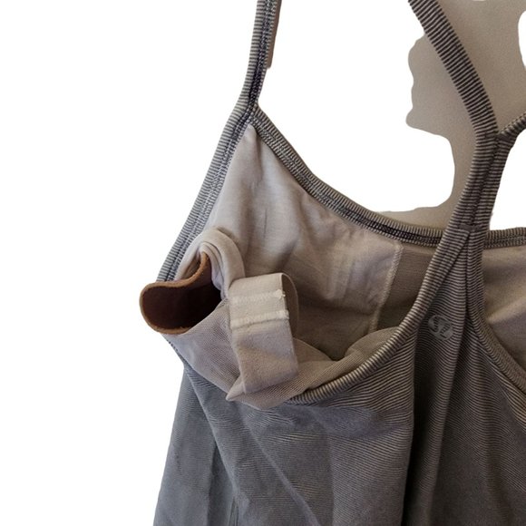 Lululemon Athletica Tank Top Size 6 Built in Bra Power Y Tank Luon Wee Stripe Gr - Picture 11 of 12